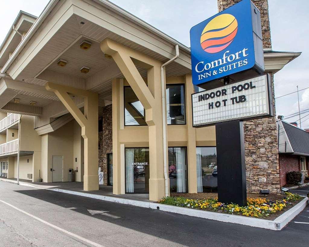 Comfort Inn & Suites At Dollywood Lane Pigeon Forge Exterior photo